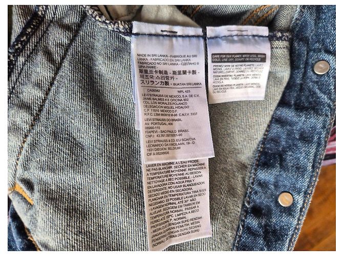 Levi's Women's Trucker Jacket - Classic Blue Denim - view 7