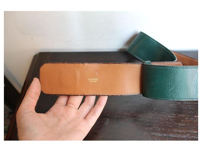 Hermès Kelly High-Waist-Gürtel aus tannengrünem Leder Gold hardware - Ansicht 4