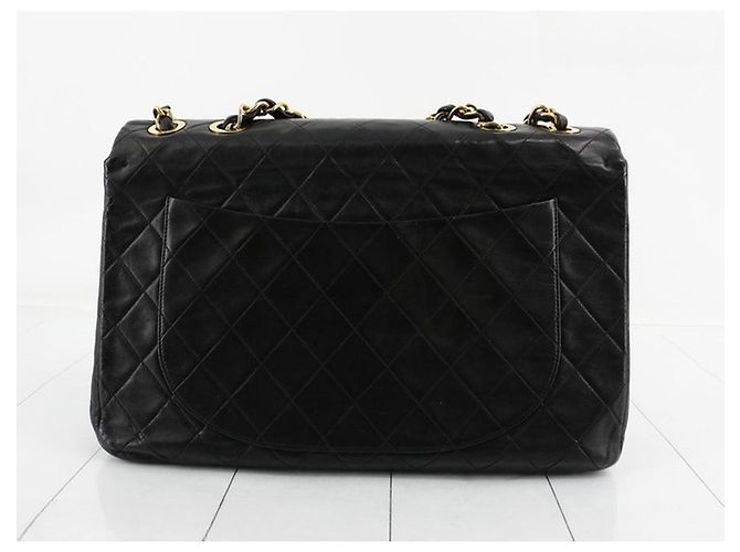 Timeless Borsa Chanel Classic Flap Maxi Jumbo Pelle d'Agnello Nera Nero - vista 17