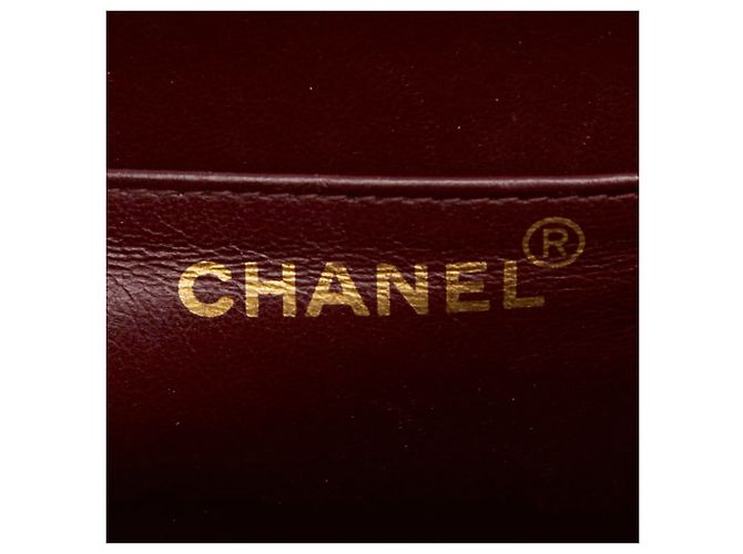 Bolsa de Ombro com Corrente Chanel Coco Mark Matelassé Preto - vista 11
