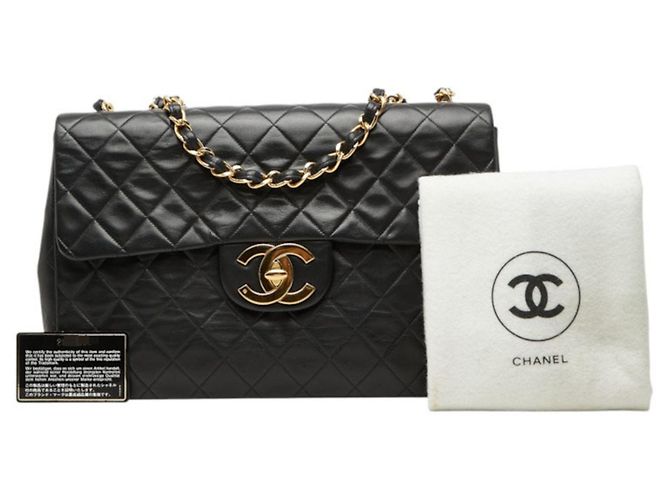 Bolsa de Ombro com Corrente Chanel Coco Mark Matelassé Preto - vista 14