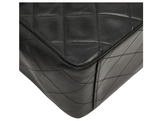 Bolsa de Ombro com Corrente Chanel Coco Mark Matelassé Preto - vista 6