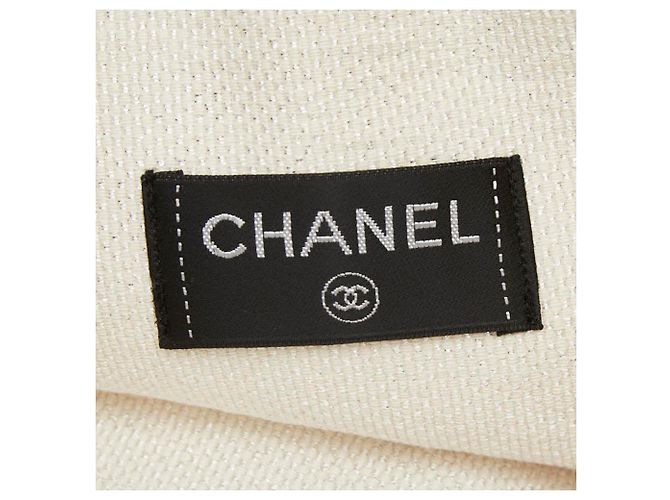 Sac de plage Chanel Coco Mark à franges Blanc Écru - vue 9