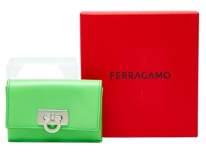 Tarjetero Salvatore Ferragamo Gancini Verde - vista 8