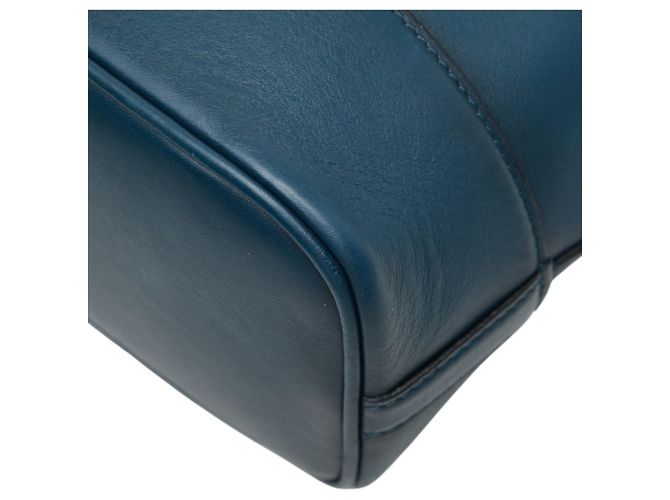 Bolsa de Ombro Louis Vuitton Cuir Nuance Azul marinho - vista 4