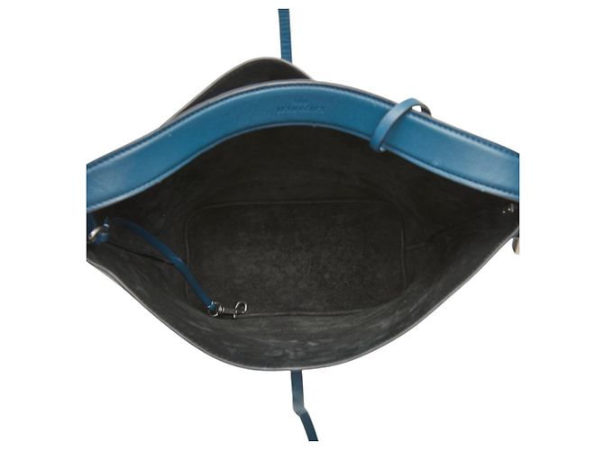 Bolsa de Ombro Louis Vuitton Cuir Nuance Azul marinho - vista 8