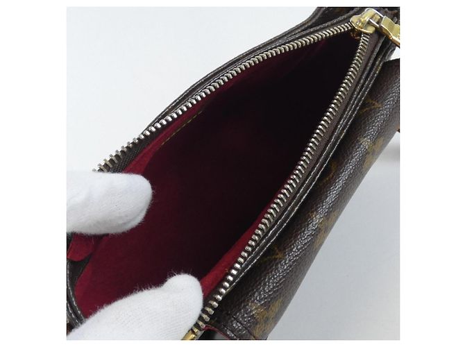 Borsa a tracolla Louis Vuitton Monogram Viva Cite PM Marrone - vista 9