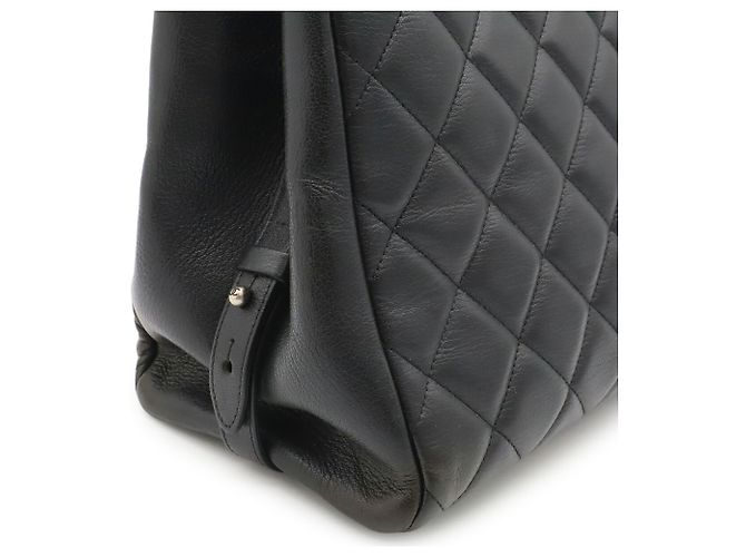 Bolso Chanel Boy Chanel Matelassé Coco Mark Chain Bag Negro - vista 9