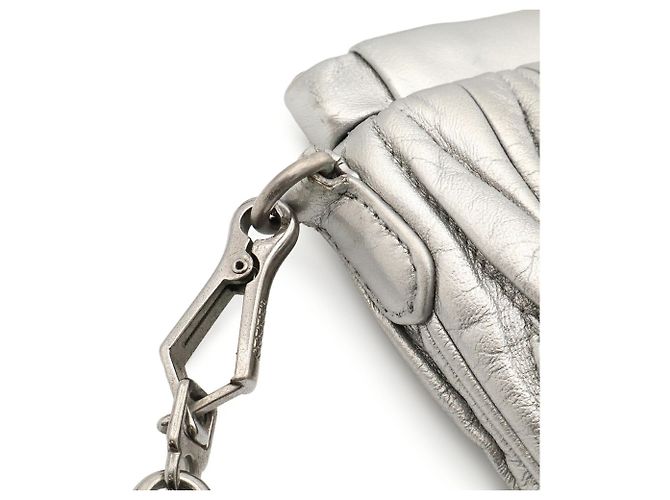 Borsa Miu Miu Matelassé arricciata argento Metallico - vista 6
