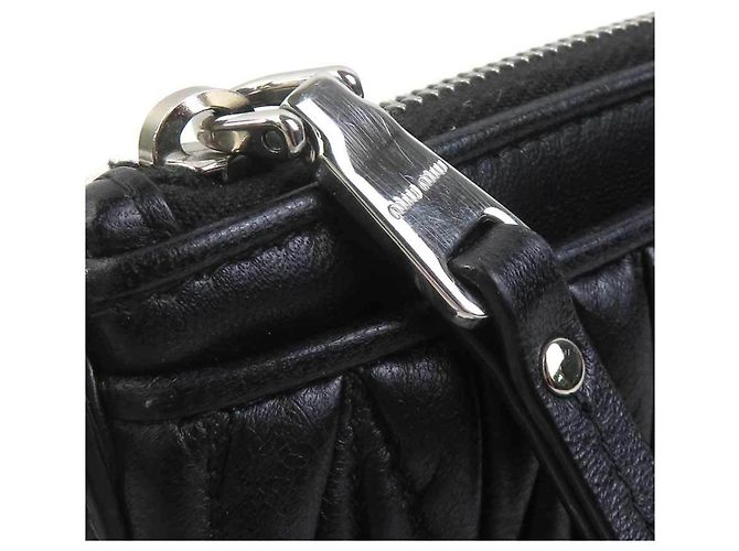 Borsa a tracolla Miu Miu in pelle nera Nero - vista 11
