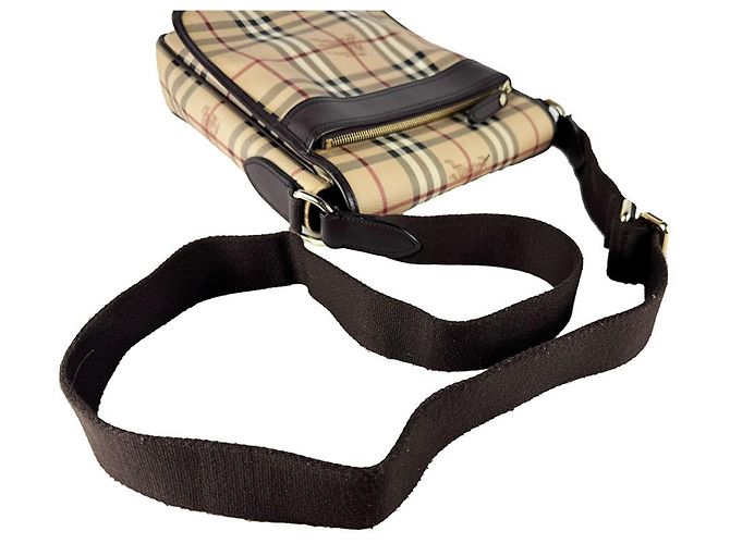 Borsa a tracolla Burberry in pelle PVC beige e marrone - vista 10