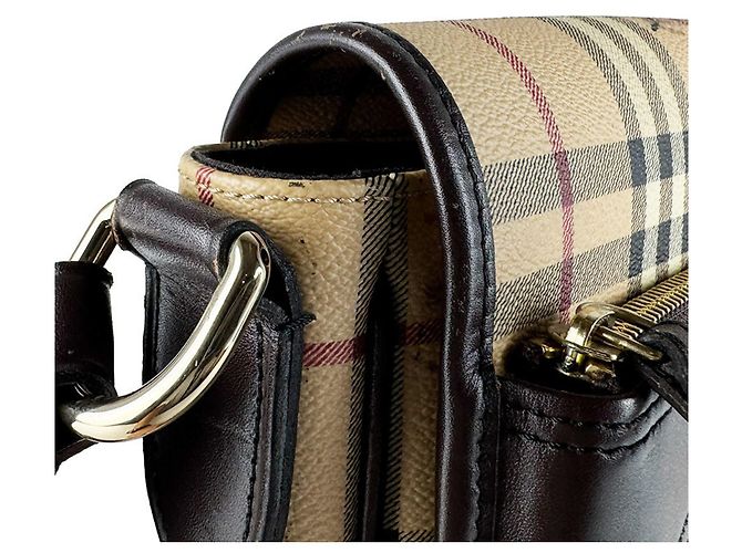 Borsa a tracolla Burberry in pelle PVC beige e marrone - vista 7