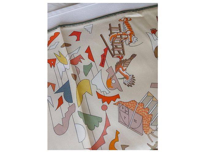Lenço de seda Hermès 90cm Academia Hippica Multicor Bege - vista 6