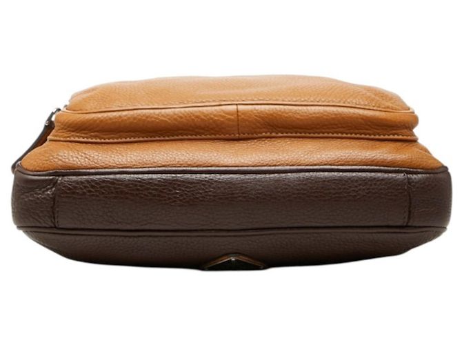 Borsa a tracolla Prada con placca logo triangolare Marrone Cammello - vista 3