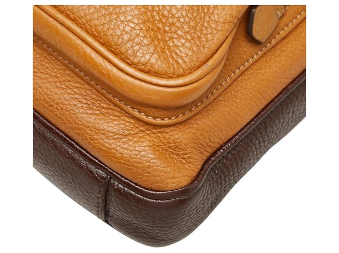 Borsa a tracolla Prada con placca logo triangolare Marrone Cammello - vista 4