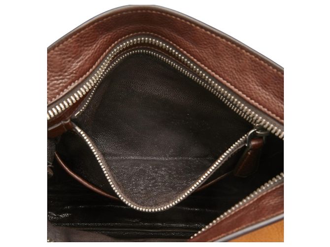 Borsa a tracolla Prada con placca logo triangolare Marrone Cammello - vista 9