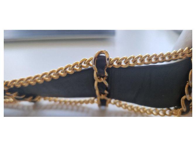 Cinturón Chanel de cuero negro y cadena dorada Dorado - vista 8