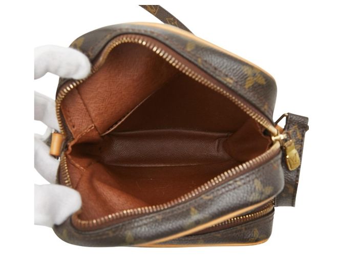 Bolso bandolera Louis Vuitton Monogram Amazon Castaño - vista 10