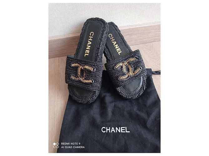 Sandali bassi Chanel in crochet nero e pelle - vista 4