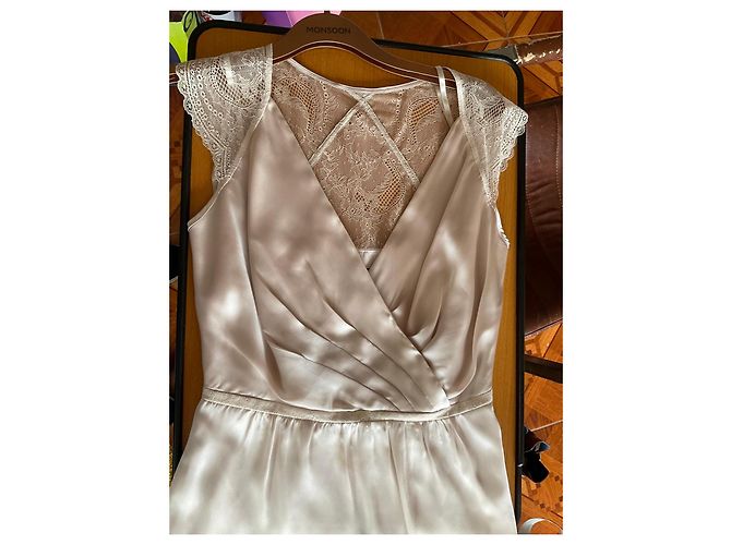 Coast Beige Peplum-Top V-Ausschnitt Spitze - Ansicht 3