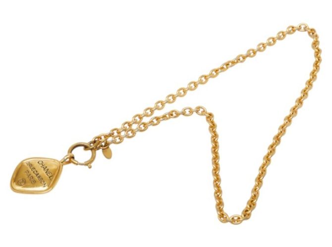 Colar com Pendente de Corrente Chanel Cambon Dourado - vista 6
