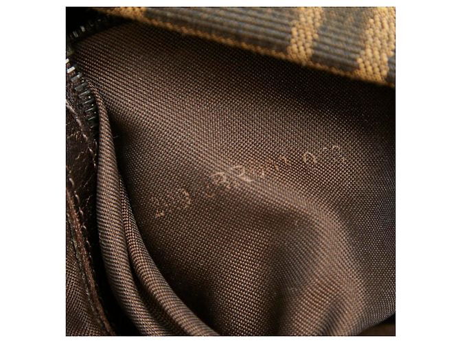 Borsa a tracolla Fendi Zucca Mamma Baguette Marrone - vista 10