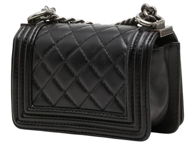 Borsa a tracolla Chanel Boy in pelle nera Nero - vista 2