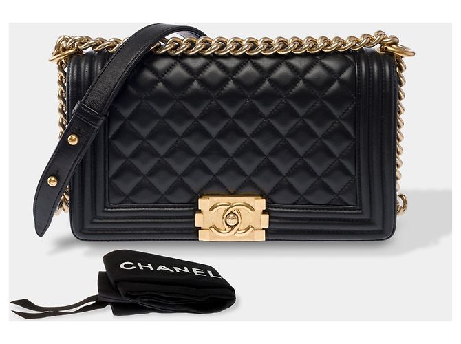 Borsa CHANEL Boy in Pelle Nera - 103930 Nero - vista 2