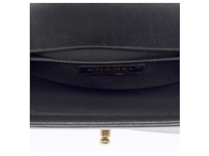 Borsa CHANEL Boy in Pelle Nera - 103930 Nero - vista 9