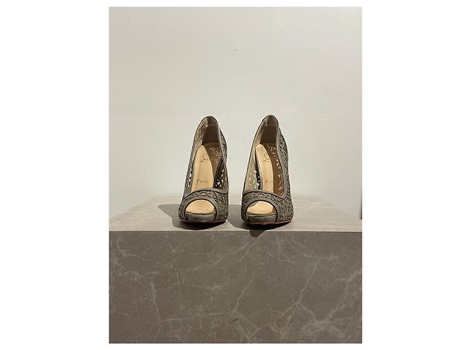 Décolleté Christian Louboutin beige T.38 - vista 2