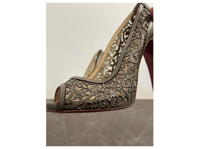 Décolleté Christian Louboutin beige T.38 - vista 4
