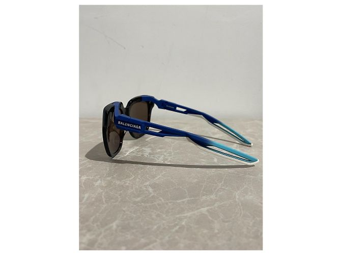 Gafas de sol Balenciaga TripleS Castaño - vista 4