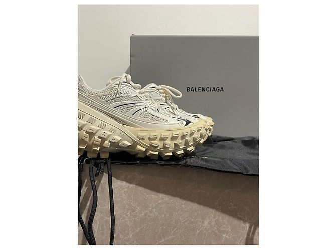Sneaker Balenciaga Bouncer T.37 Bianco - vista 10