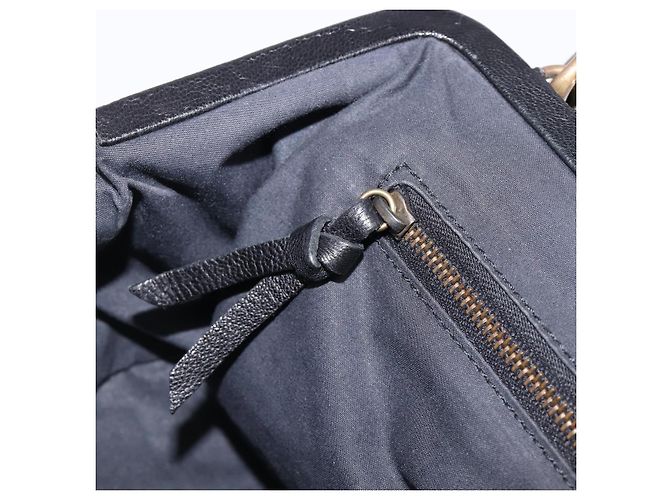 Borsa a tracolla Miu Miu in pelle nera e oro Auth yk20915V Nero D'oro - vista 23