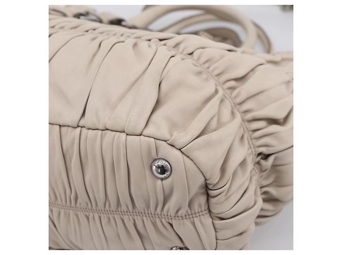 Borsa a mano Prada Gathered in pelle 2way Beige Silver Auth 201361V Argento - vista 18