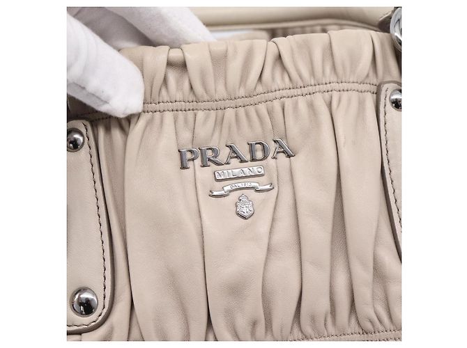 Borsa a mano Prada Gathered in pelle 2way Beige Silver Auth 201361V Argento - vista 21