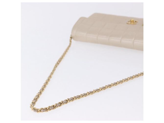 Borsa a tracolla CHANEL Choco Bar Line Chain in pelle d'agnello Gold CC Auth ka6208V D'oro - vista 7