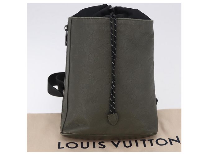 LOUIS VUITTON Monogram Shadow Chalk Sling Bag Khaki M44634 LV Auth BA15500V Monogramm - Ansicht 12