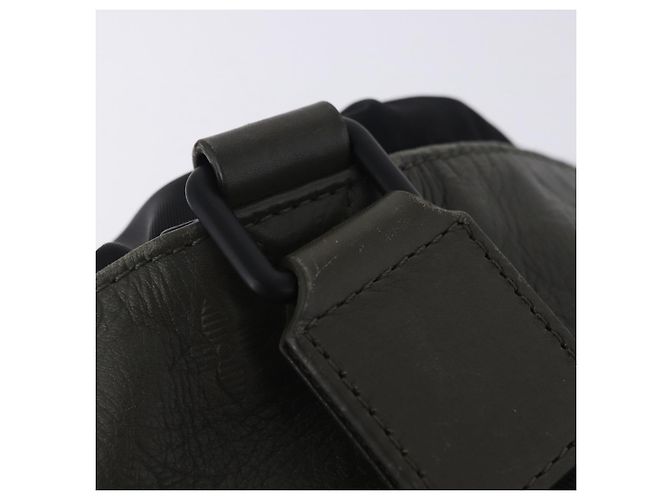 LOUIS VUITTON Monogram Shadow Chalk Sling Bag Khaki M44634 LV Auth BA15500V Monogramm - Ansicht 16