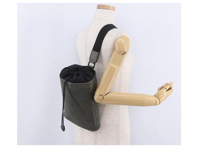 LOUIS VUITTON Monogram Shadow Chalk Sling Bag Khaki M44634 LV Auth BA15500V Monogramm - Ansicht 29