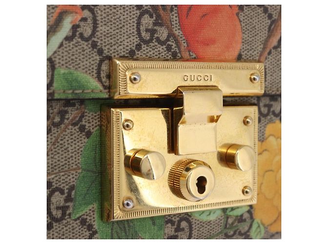 Padlock Borsa a tracolla GUCCI GG Supreme con catena e lucchetto PVC Beige Gold 409487 Auth ka6254V - vista 20