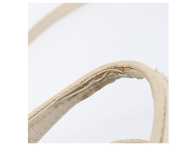 Borsa Miu Miu Matelassé in pelle verniciata 2way White Gold Auth 204394 Bianco D'oro - vista 16