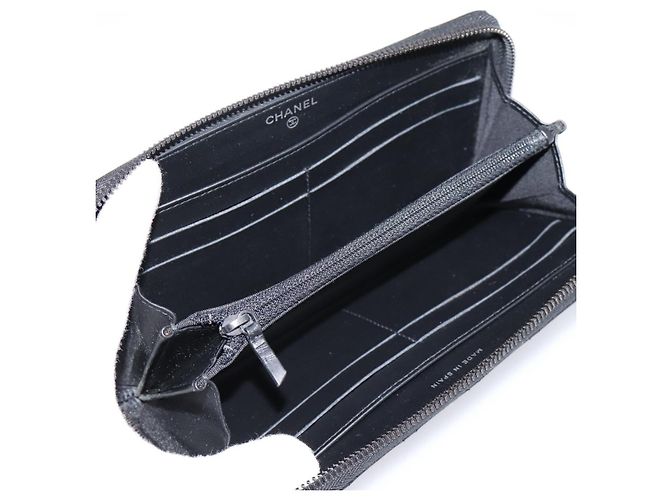 Portafoglio lungo CHANEL Matelasse in pelle nera CC Auth 204111V Nero - vista 8