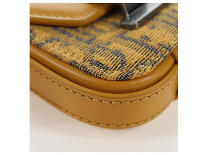 Christian Dior Trotter Canvas Rock Shoulder Pouch Yellow Silver Auth 203620M Argento Giallo - vista 15