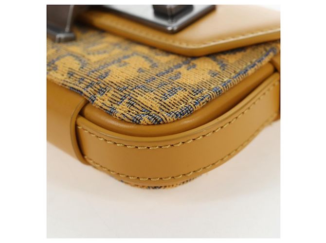Christian Dior Trotter Canvas Rock Shoulder Pouch Yellow Silver Auth 203620M Argento Giallo - vista 16