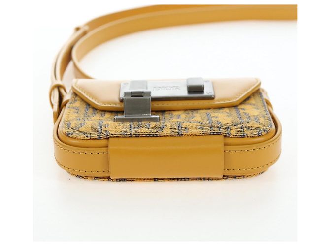 Christian Dior Trotter Canvas Rock Shoulder Pouch Yellow Silver Auth 203620M Argento Giallo - vista 5