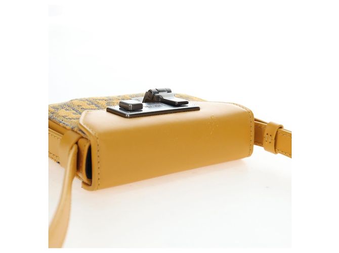 Christian Dior Trotter Canvas Rock Shoulder Pouch Yellow Silver Auth 203620M Argento Giallo - vista 6