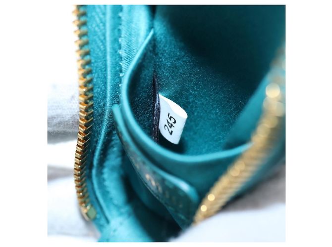 Miu Miu Matelasse Neck Pouch Leather Green Gold Auth 197292M D'oro Verde - vista 11