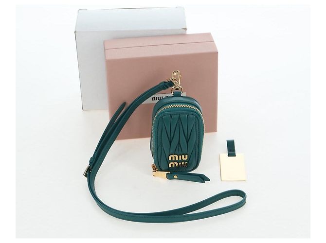 Miu Miu Matelasse Neck Pouch Leather Green Gold Auth 197292M D'oro Verde - vista 12