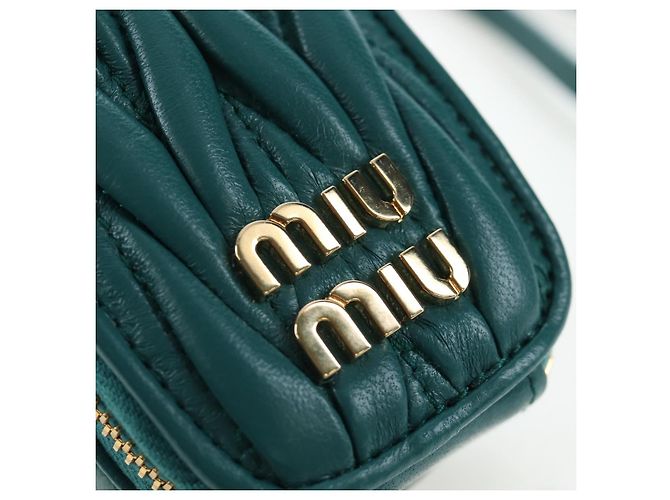 Miu Miu Matelasse Neck Pouch Leather Green Gold Auth 197292M D'oro Verde - vista 19